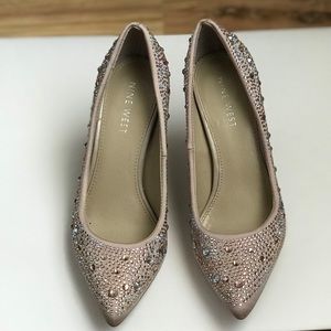 Nine West Pointy gem heels